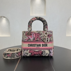 Dior Shopping Bags